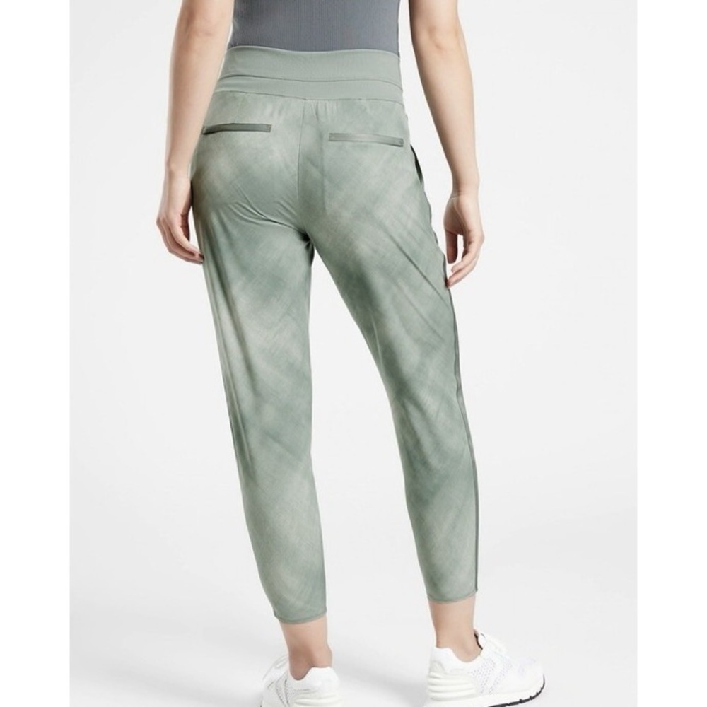 Athleta Green Ankle Pants